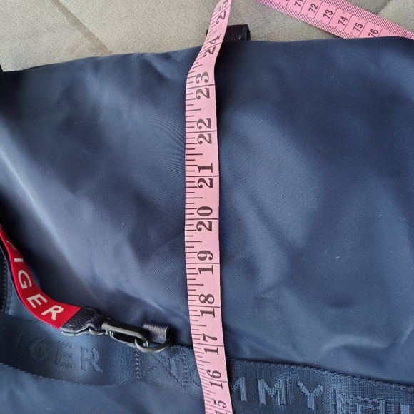Tommy Hilfiger Navy Weekender Nylon Bag Travel - Picture 6 of 9